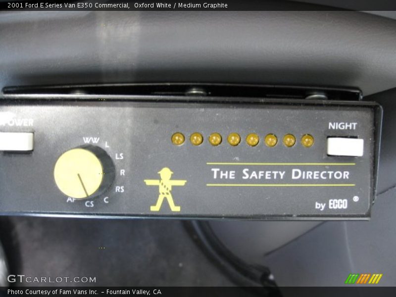 Oxford White / Medium Graphite 2001 Ford E Series Van E350 Commercial