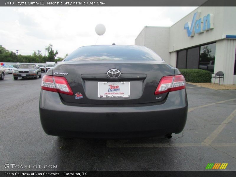 Magnetic Gray Metallic / Ash Gray 2010 Toyota Camry LE
