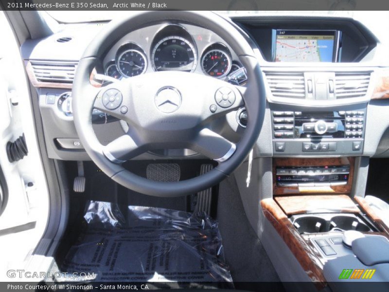 Arctic White / Black 2011 Mercedes-Benz E 350 Sedan
