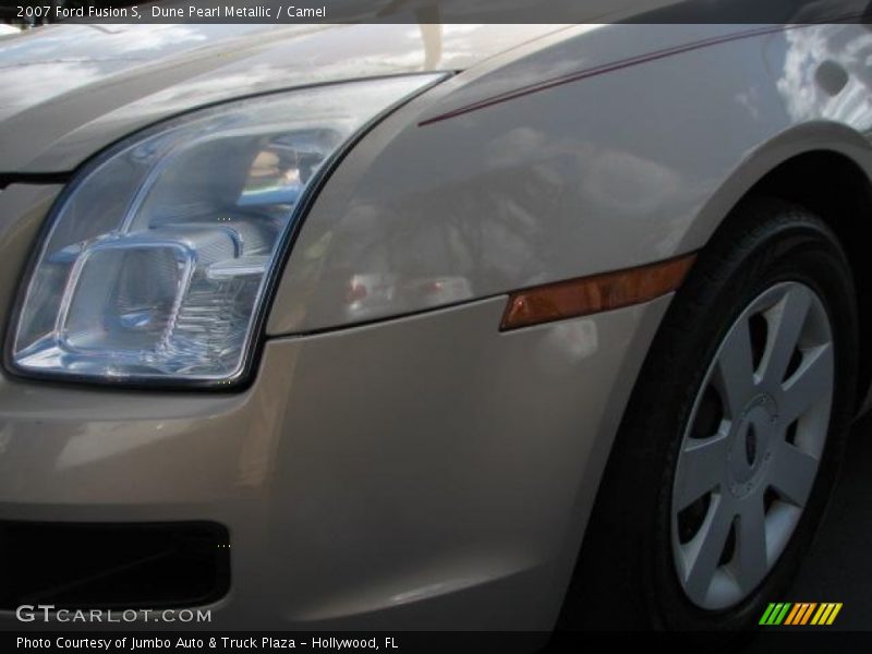 Dune Pearl Metallic / Camel 2007 Ford Fusion S