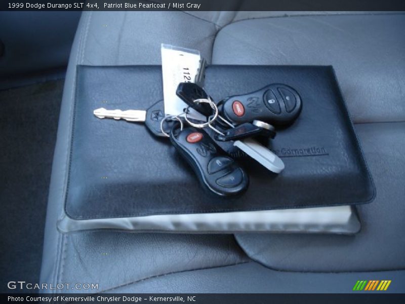 Patriot Blue Pearlcoat / Mist Gray 1999 Dodge Durango SLT 4x4