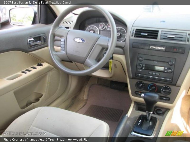 Dune Pearl Metallic / Camel 2007 Ford Fusion S