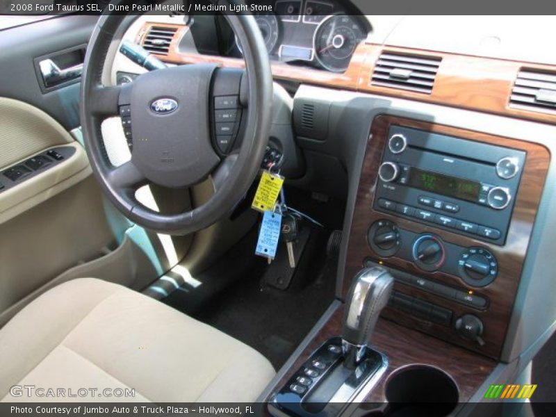 Dune Pearl Metallic / Medium Light Stone 2008 Ford Taurus SEL
