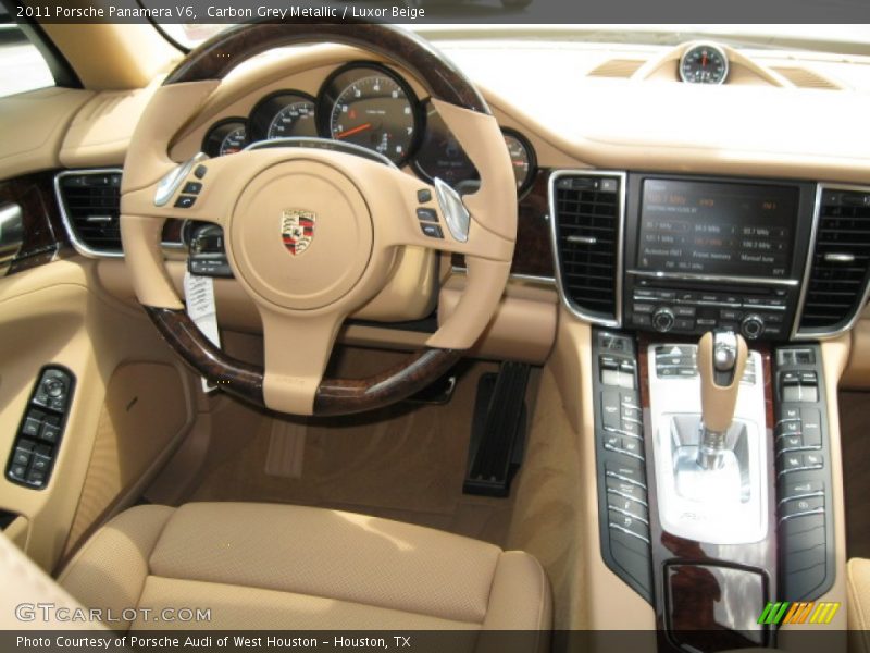 Dashboard of 2011 Panamera V6