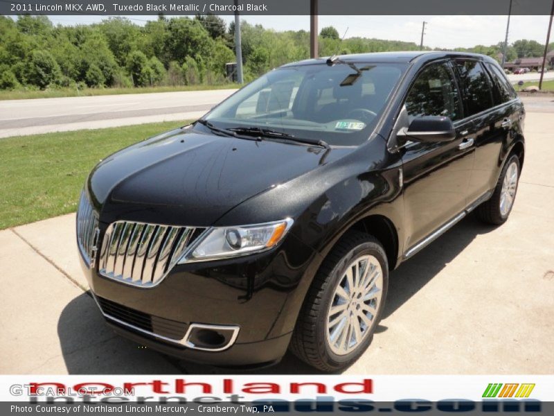 Tuxedo Black Metallic / Charcoal Black 2011 Lincoln MKX AWD