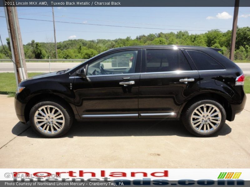 Tuxedo Black Metallic / Charcoal Black 2011 Lincoln MKX AWD