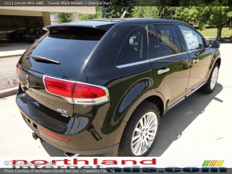 Tuxedo Black Metallic / Charcoal Black 2011 Lincoln MKX AWD