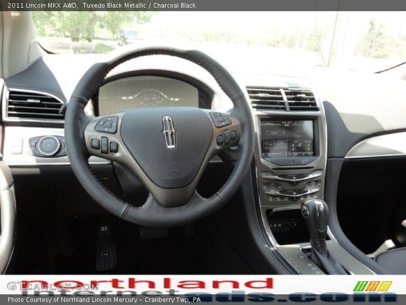 Tuxedo Black Metallic / Charcoal Black 2011 Lincoln MKX AWD