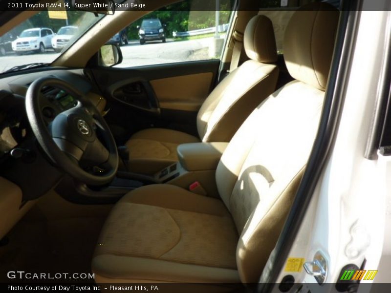 Super White / Sand Beige 2011 Toyota RAV4 I4