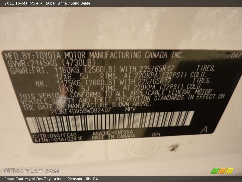 Super White / Sand Beige 2011 Toyota RAV4 I4