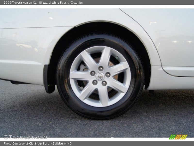 Blizzard White Pearl / Graphite 2009 Toyota Avalon XL