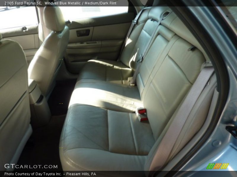 Windveil Blue Metallic / Medium/Dark Flint 2005 Ford Taurus SE