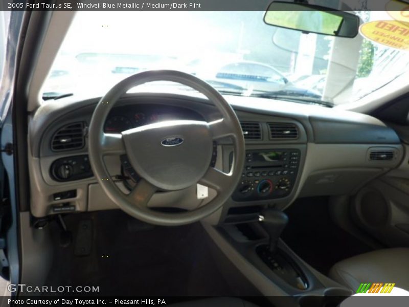 Windveil Blue Metallic / Medium/Dark Flint 2005 Ford Taurus SE