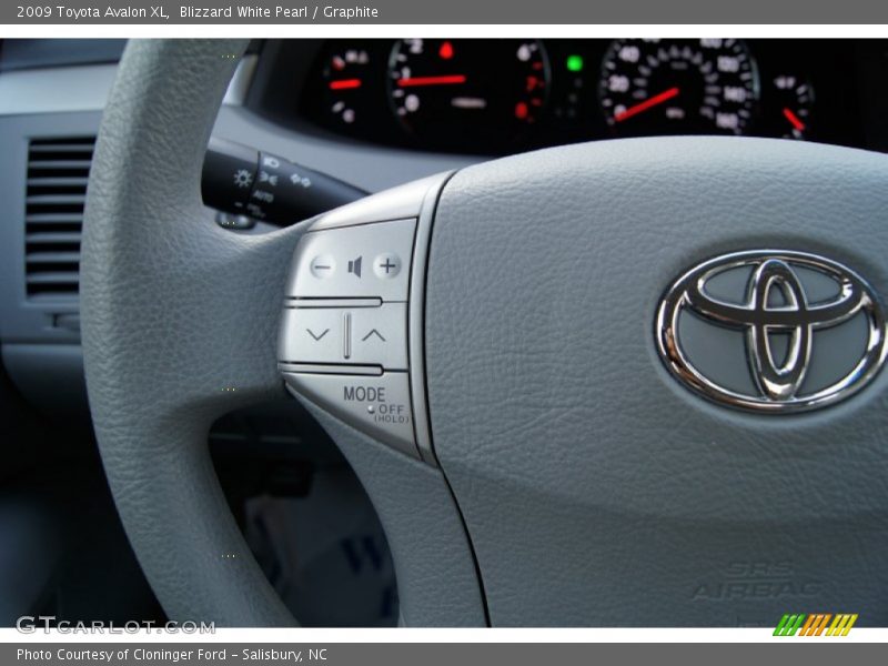 Blizzard White Pearl / Graphite 2009 Toyota Avalon XL