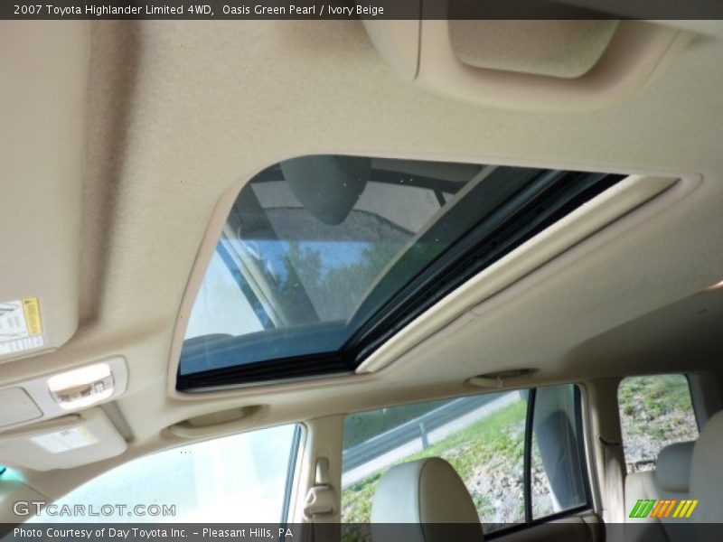 Oasis Green Pearl / Ivory Beige 2007 Toyota Highlander Limited 4WD