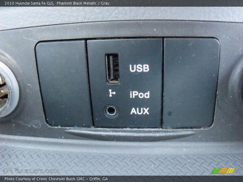 Phantom Black Metallic / Gray 2010 Hyundai Santa Fe GLS