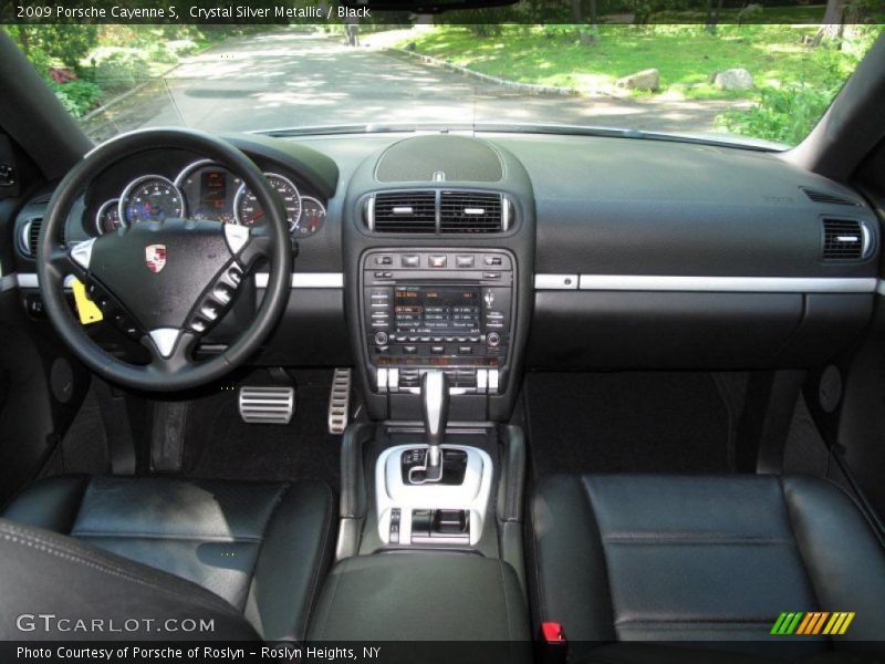 Crystal Silver Metallic / Black 2009 Porsche Cayenne S