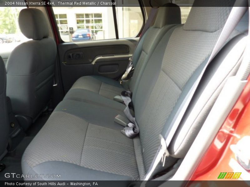 Thermal Red Metallic / Charcoal 2004 Nissan Xterra SE 4x4