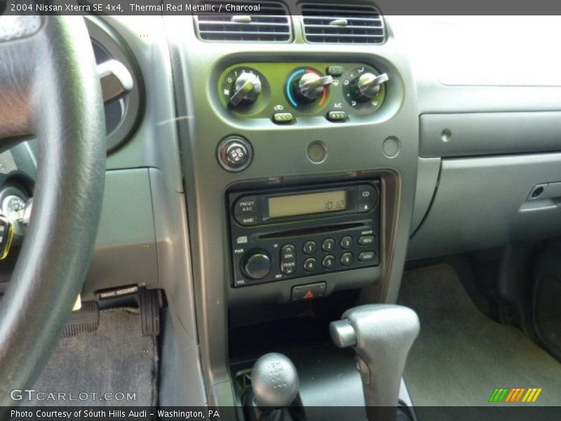Thermal Red Metallic / Charcoal 2004 Nissan Xterra SE 4x4