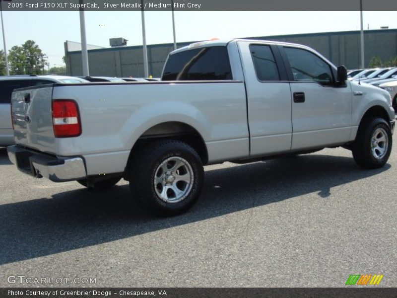 Silver Metallic / Medium Flint Grey 2005 Ford F150 XLT SuperCab