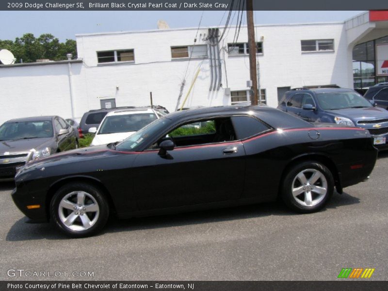 Brilliant Black Crystal Pearl Coat / Dark Slate Gray 2009 Dodge Challenger SE