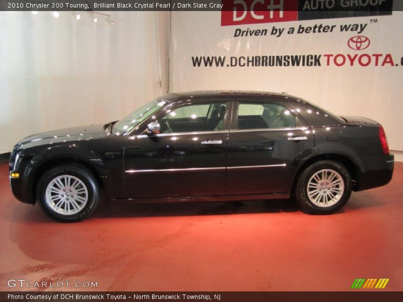 Brilliant Black Crystal Pearl / Dark Slate Gray 2010 Chrysler 300 Touring