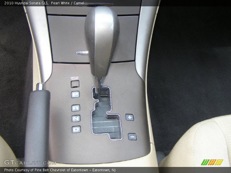 Pearl White / Camel 2010 Hyundai Sonata GLS