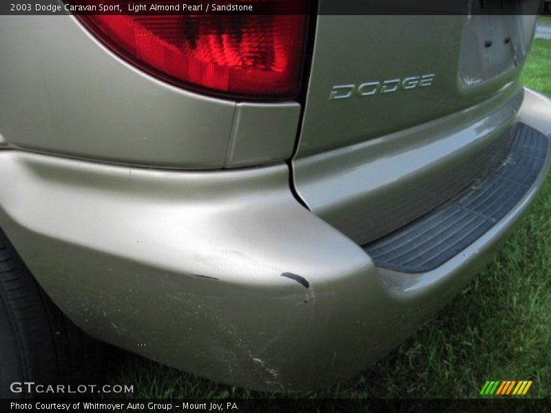 Light Almond Pearl / Sandstone 2003 Dodge Caravan Sport