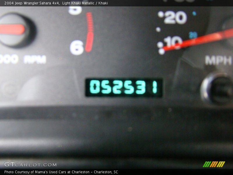 Light Khaki Metallic / Khaki 2004 Jeep Wrangler Sahara 4x4