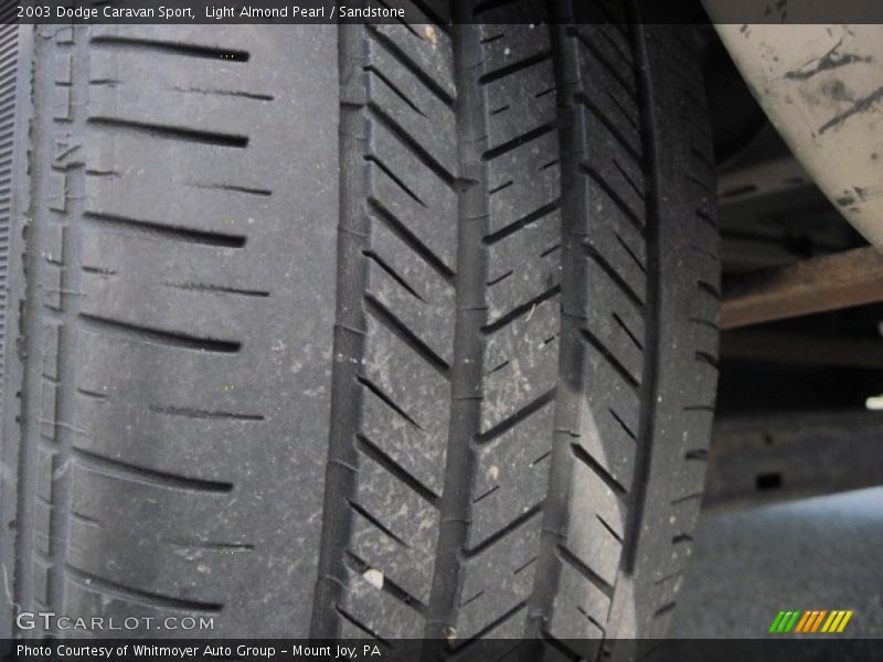 Light Almond Pearl / Sandstone 2003 Dodge Caravan Sport