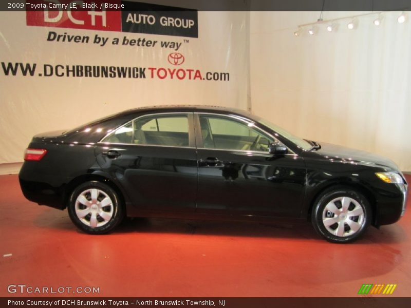 Black / Bisque 2009 Toyota Camry LE