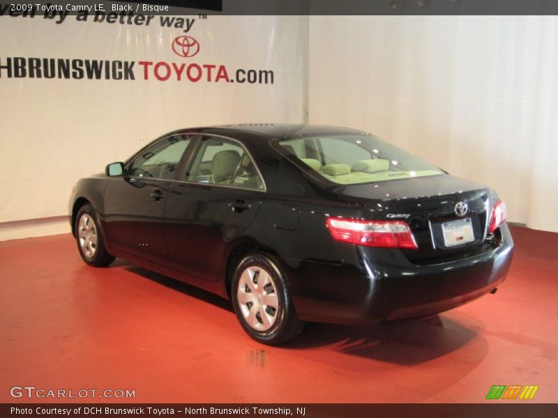 Black / Bisque 2009 Toyota Camry LE