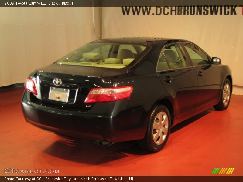 Black / Bisque 2009 Toyota Camry LE