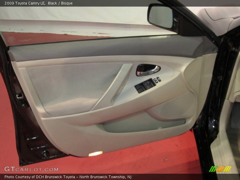 Black / Bisque 2009 Toyota Camry LE