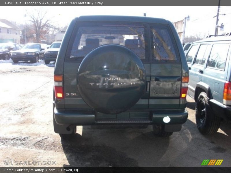 Fir Green Pearl Metallic / Gray 1998 Isuzu Trooper S 4x4