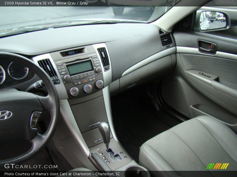 Willow Gray / Gray 2009 Hyundai Sonata SE V6