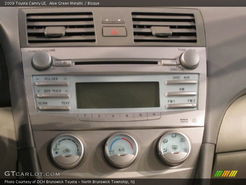 Aloe Green Metallic / Bisque 2009 Toyota Camry LE