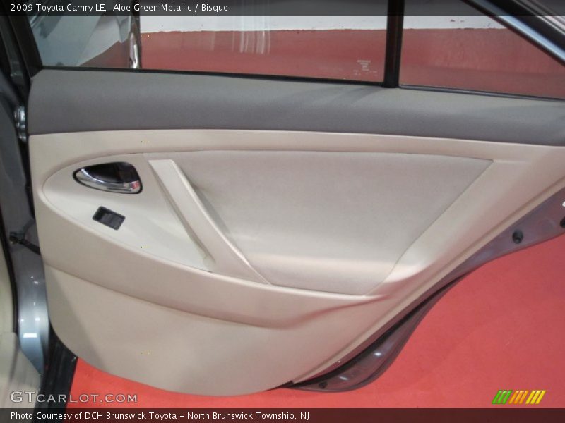 Aloe Green Metallic / Bisque 2009 Toyota Camry LE
