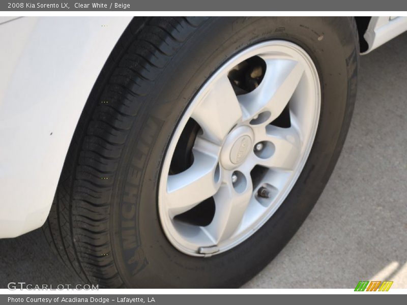 Clear White / Beige 2008 Kia Sorento LX