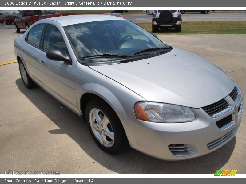 Front 3/4 View of 2006 Stratus SXT Sedan