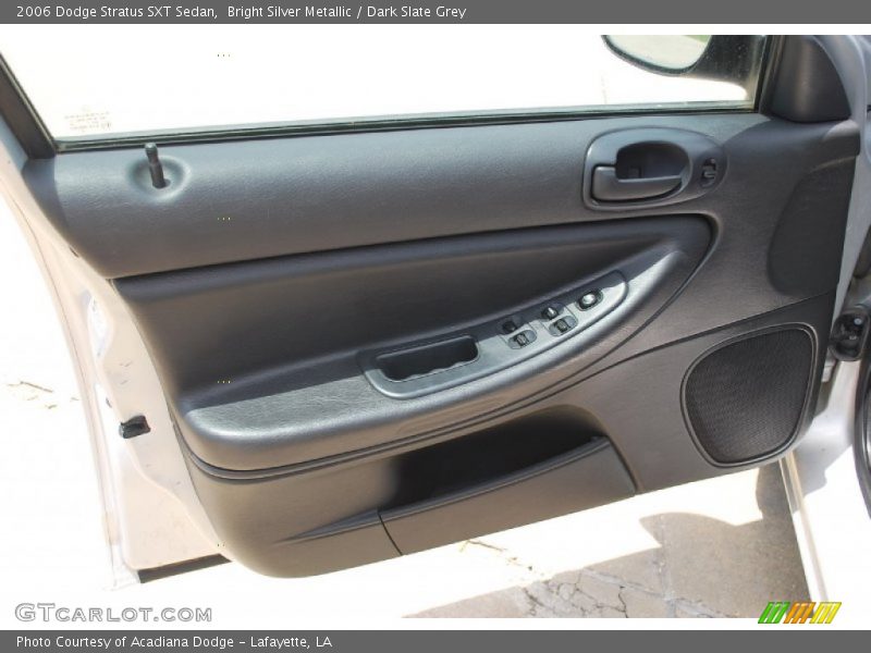 Bright Silver Metallic / Dark Slate Grey 2006 Dodge Stratus SXT Sedan
