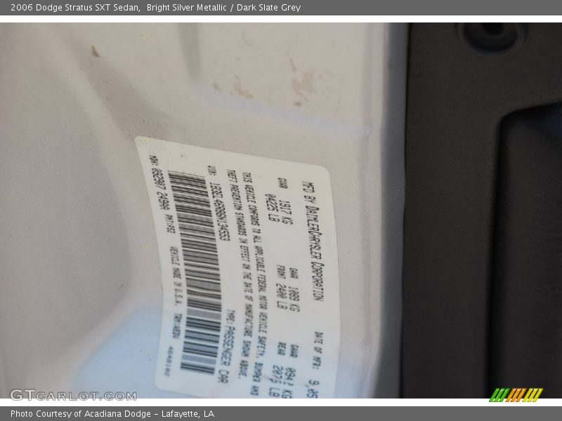 Bright Silver Metallic / Dark Slate Grey 2006 Dodge Stratus SXT Sedan