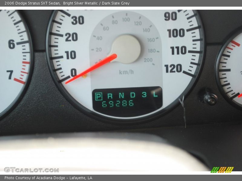 Bright Silver Metallic / Dark Slate Grey 2006 Dodge Stratus SXT Sedan