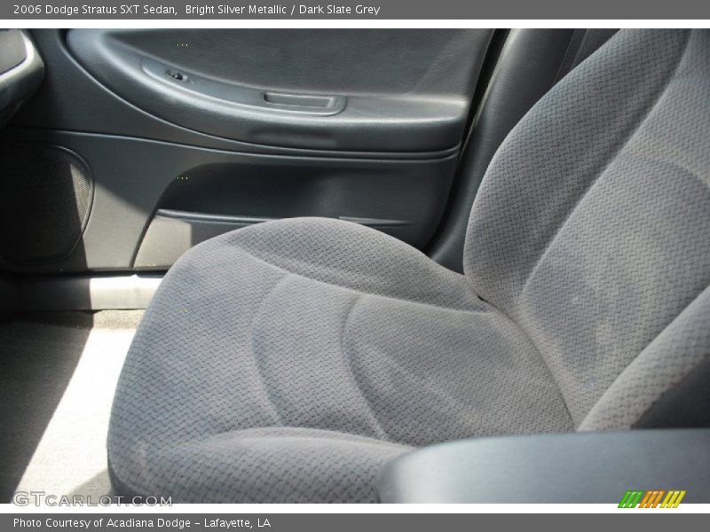 Bright Silver Metallic / Dark Slate Grey 2006 Dodge Stratus SXT Sedan
