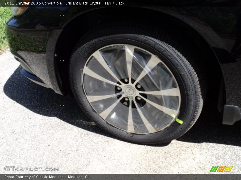 Brilliant Black Crystal Pearl / Black 2011 Chrysler 200 S Convertible