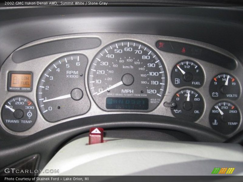  2002 Yukon Denali AWD Denali AWD Gauges