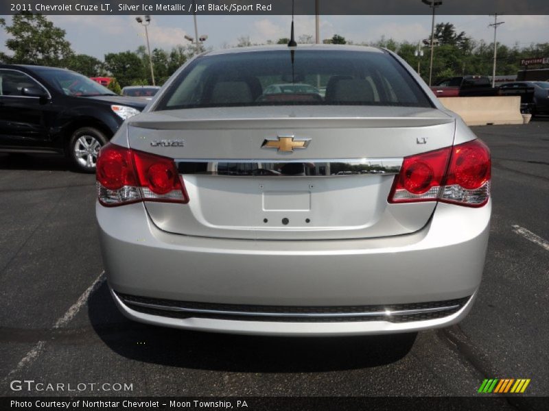 Silver Ice Metallic / Jet Black/Sport Red 2011 Chevrolet Cruze LT