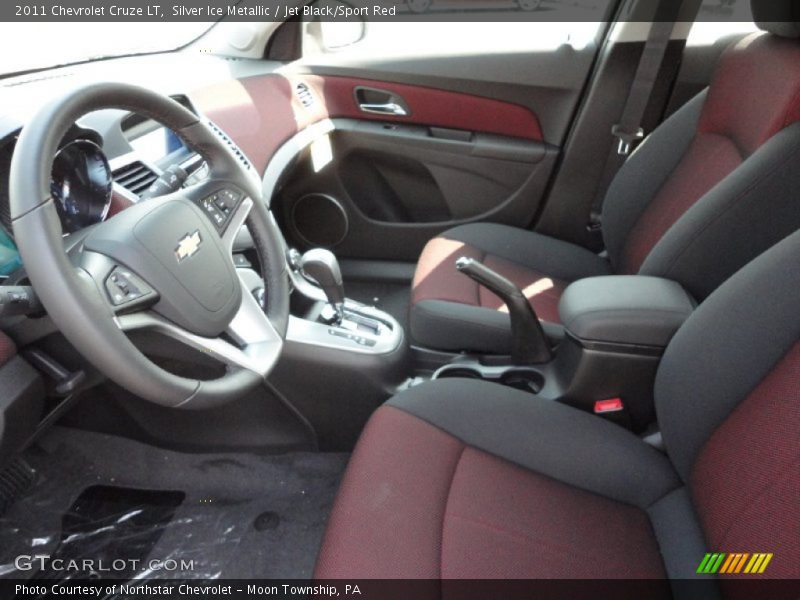 Silver Ice Metallic / Jet Black/Sport Red 2011 Chevrolet Cruze LT