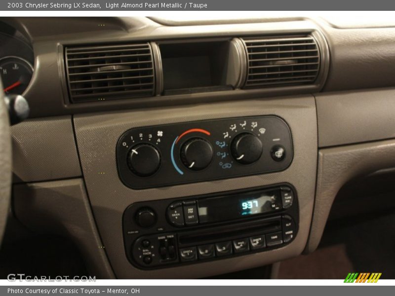 Controls of 2003 Sebring LX Sedan