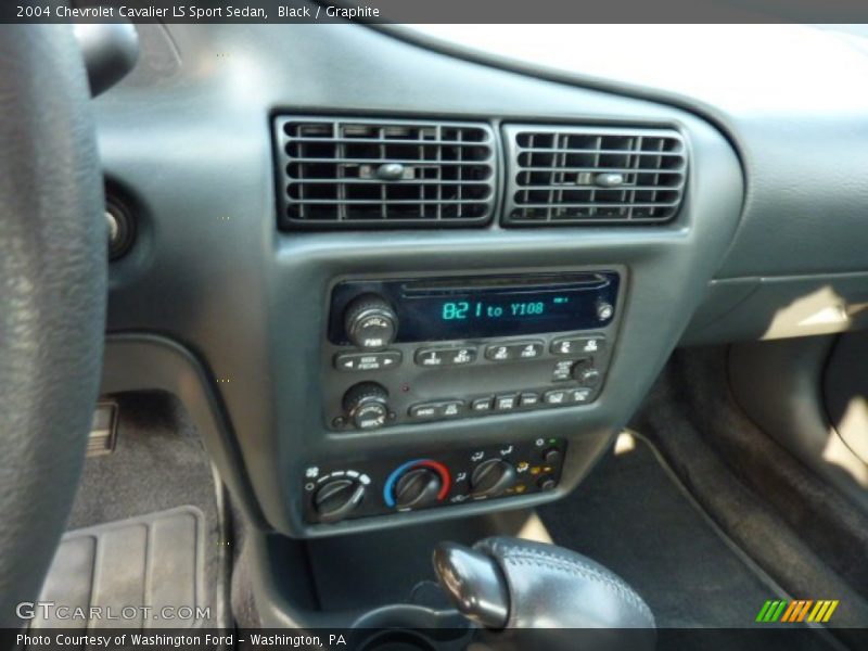 Black / Graphite 2004 Chevrolet Cavalier LS Sport Sedan